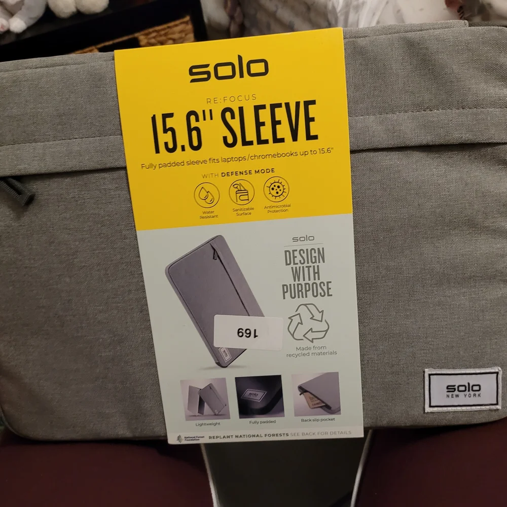 Solo Gray Tablet Sleeve